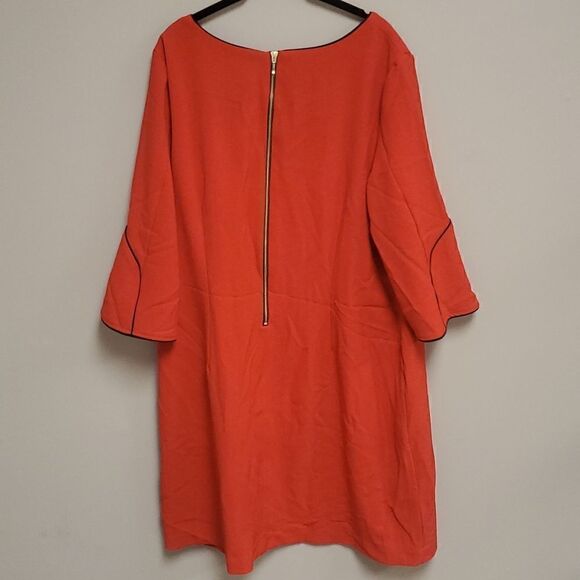 LANE BRYANT Red Crepe Dress Bell Sleeves - Size 20 - Picture 3 of 8